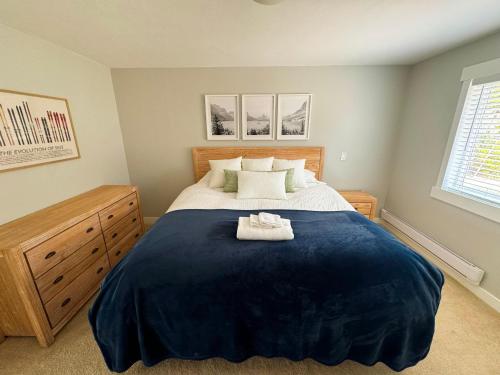 Built 2016 Pristine Lake House for Boating, Remote Work, Hiking and Relaxing in Marion (MT)