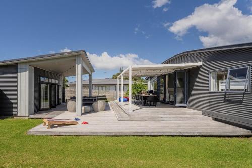 Beach House at 406 - Walk to the beach – khách sạn tại Kuaotunu
