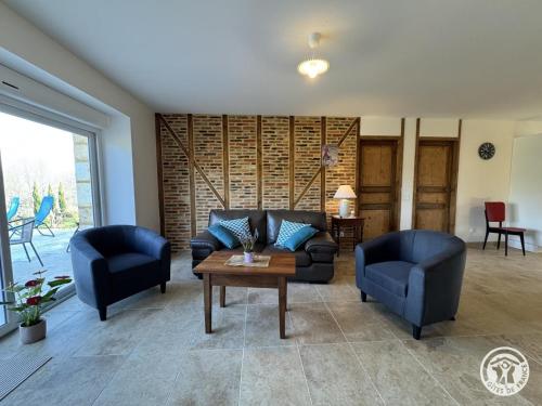 Maison en pierre climatisée, 4 pers. - FR-1-616-551 (Maison en pierre climatisee, 4 pers. - FR-1-616-551) in Rufiņjaka Sensernīna