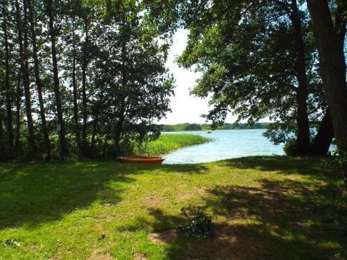 Apkārtne, Bungalow in Schlowe Am See in Borkow