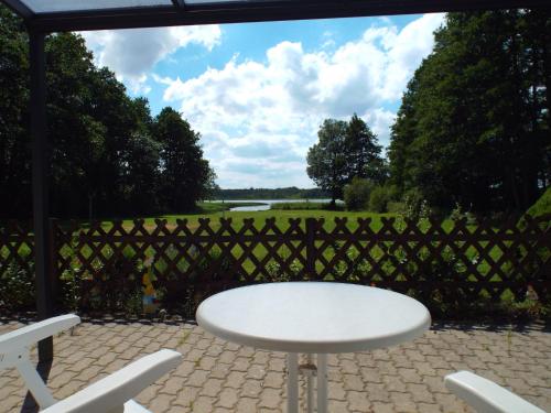 Apkārtne, Bungalow in Schlowe Am See in Borkow