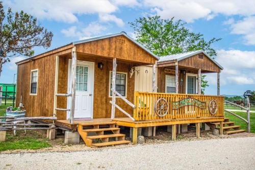 RRR Retreat on the Medina in Tarpley (TX)