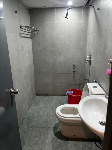 Cinco Hotels-Premium Rooms - image 3