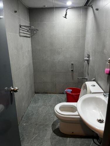 Cinco Hotels-Premium Rooms - image 2