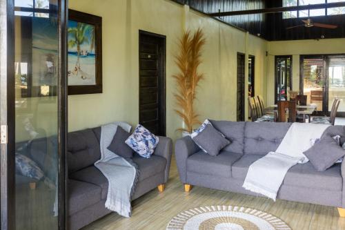 Island Time Surf Resort in Kahat