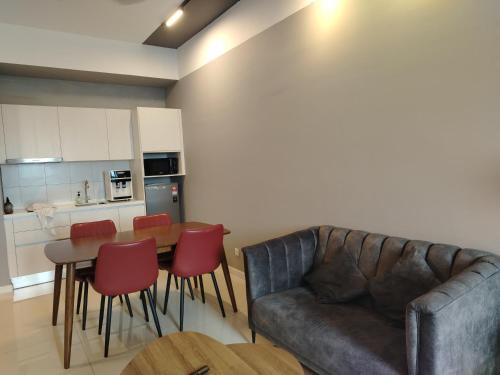 Chambers suites klcc by luma - image 12