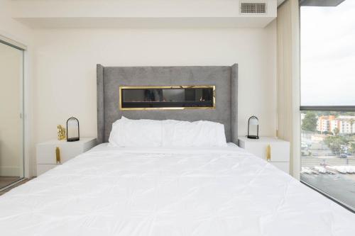 Executive Suites Burbank – khách sạn tại Burbank