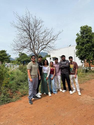 Jani and jai little home, adhiyogi, Isha, Dual AC x2 room villa