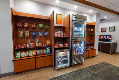 Hampton Inn Richfield - image 44