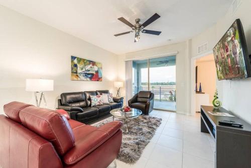 Last Minute Disney Getaway! Private Pool, Hot Tub & Games Room. Book Now! #17262 in Kissimmee, USA