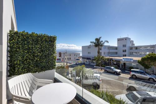 景观, 湾景酒店 (Bayview Hotel) in 普列登堡湾