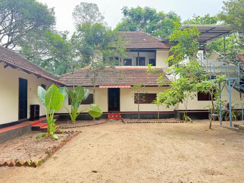 Leaves N' Spi-ces Heritage House – khách sạn tại Aaryad