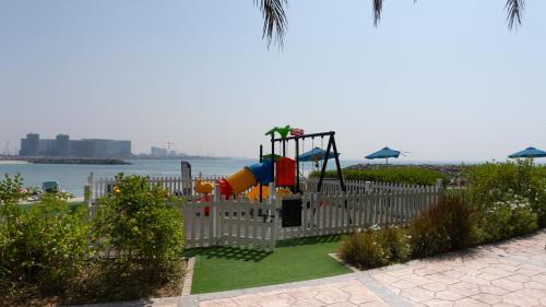 Sea View Studio apartment in Pacific Al Marjan Island