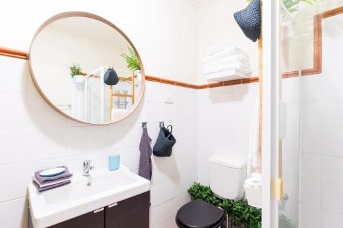 Live in the heart of Surry Hills - walk to City - main image