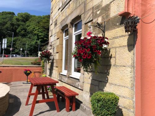Hamilton House Guest House in Oban Town Center