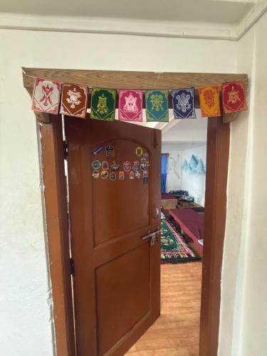 Sala de estar/TV partilhada, Tashi Delek Hostel & Homestay in Tawang