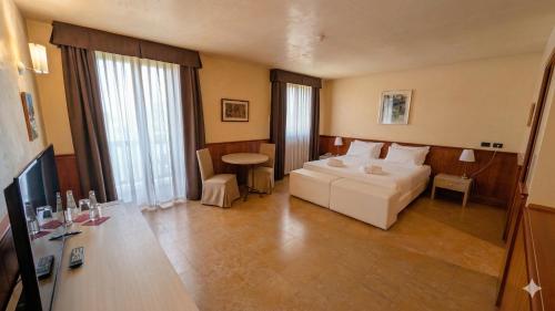 2 twin beds