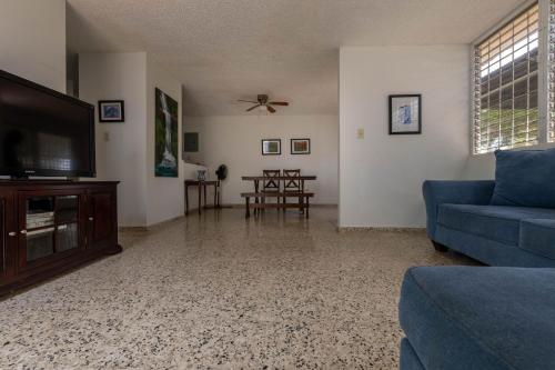 Cozy house with sea view! in Luquillo