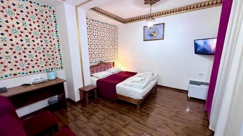 room detail thumbnail 0