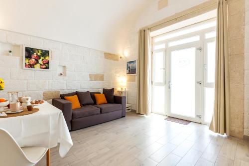 Casa Roma 78 Traditional Stone House in Monopoli Center
