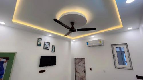 Facilities, THE SOALTEE Near Lucknow Airport in Banthra Sikander Pur