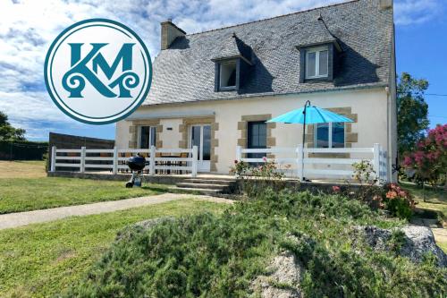 Villa 6 chambres proche plages tous commerces a pieds Spacieuse & Lumineuse orientee Sud a 700 m de  – khách sạn tại Plouescat