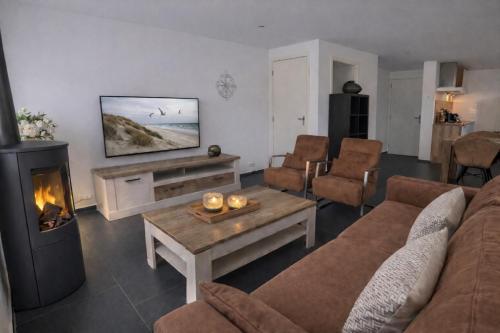 Ballumerhoeve Tree Lodge – khách sạn tại Ballum
