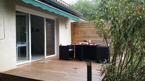Gîte des Chevreuils (Gite des Chevreuils) in Chanos-Curson