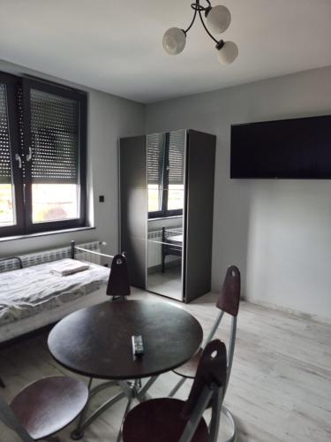Noclegi 24/h Leszczynek - Fabianki Noclegi 24/h Leszczynek - Fabianki