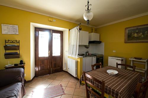 Спільний лаунж/ТБ зона, Cottage House Il Palazzetto in Кастельнуово ді Garfagnana