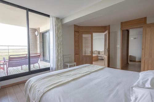1 queen bed