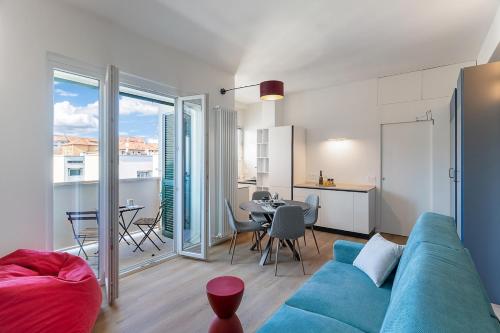 New modern apartment in Milan 200m from M4 Argonne
