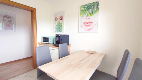 Ruhige Ferienwohnung Terrasse Taunusblick Aarbergen in Hohenstein