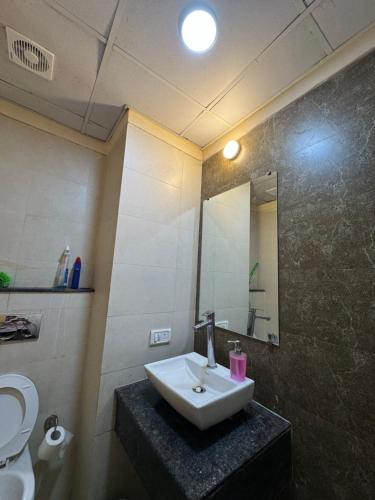 The Suites - image 3