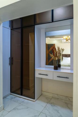 Traumhafter Panorama Blick vom Luxus 3-Zimmer Apartment mit Jacuzzi - image 14