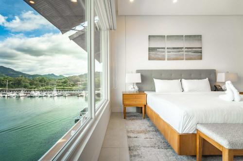 Luxury Villa Marina View 2-Bd 402 in Playa Flamingo