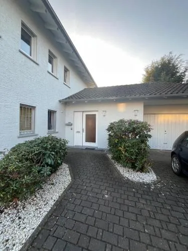 Apartment Bielefeld-Brake - nähe Bahnhof -Parken im Hof in Bielefeld, Deutschland