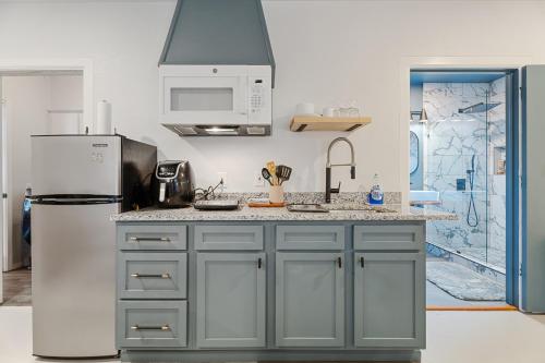 Warm Winter Meridian Homecentral Okc in Oklahoma City, USA