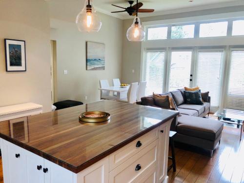 Qualicum Landing Seaside Vill in Qualicum Bay (BC)