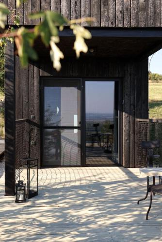 Hotelli välisilme, Ateliéry Nad Závozom (Ateliery Nad Zavozom) in Vinica