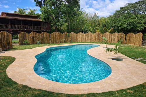 La Hacienda de Las Planadas - next YankeeBeach in Escamequita