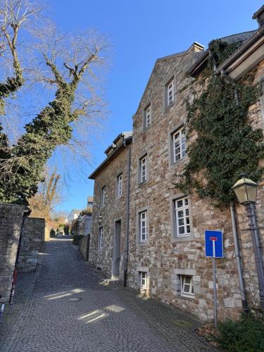 Altstadtnest - gemütliche Wohnung nahe der Burg in Donnerberg, Deutschland
