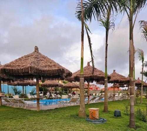 Restaurant, Villa calme et elegante avec jardin et terrasse - proche plage in Grand-Bassam