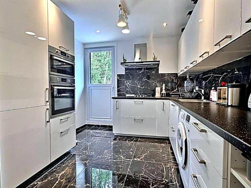 Létesítmények, Full Modern House - Beautiful Garden - Private Parking Space - Paris & Disneyland MontFermeil in Chelles