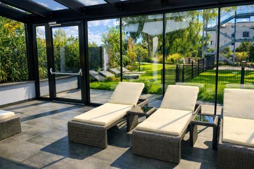25h SPA-Residenz BEST SLEEP privat Garden & POOLs in Neusiedl am See