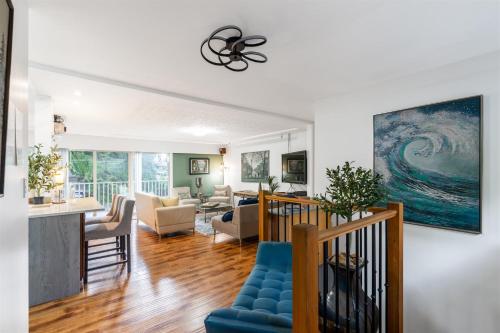 NorthVAN nature living home – khách sạn tại Bắc Vancouver