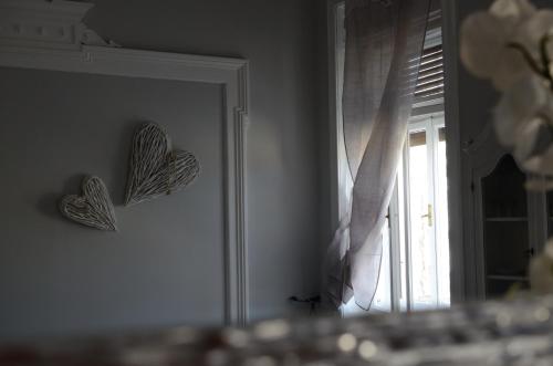 Deluxe Triple Room image 9
