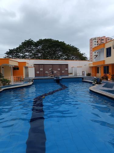 Apartamento impecable en Tonsupa, Conjunto Salaverry VI