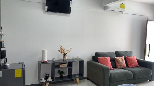 MarDani Guesthouse & Car Rental - FREE SJO Airport Shuttle in Alajuela