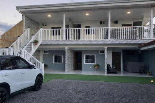 MarDani Guesthouse & Car Rental - FREE SJO Airport Shuttle in Alajuela